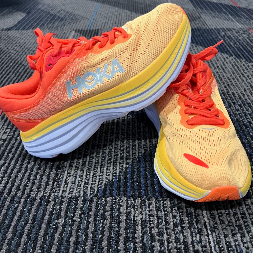 NWOB Hoka One Bondi 8 women’s size 7.5